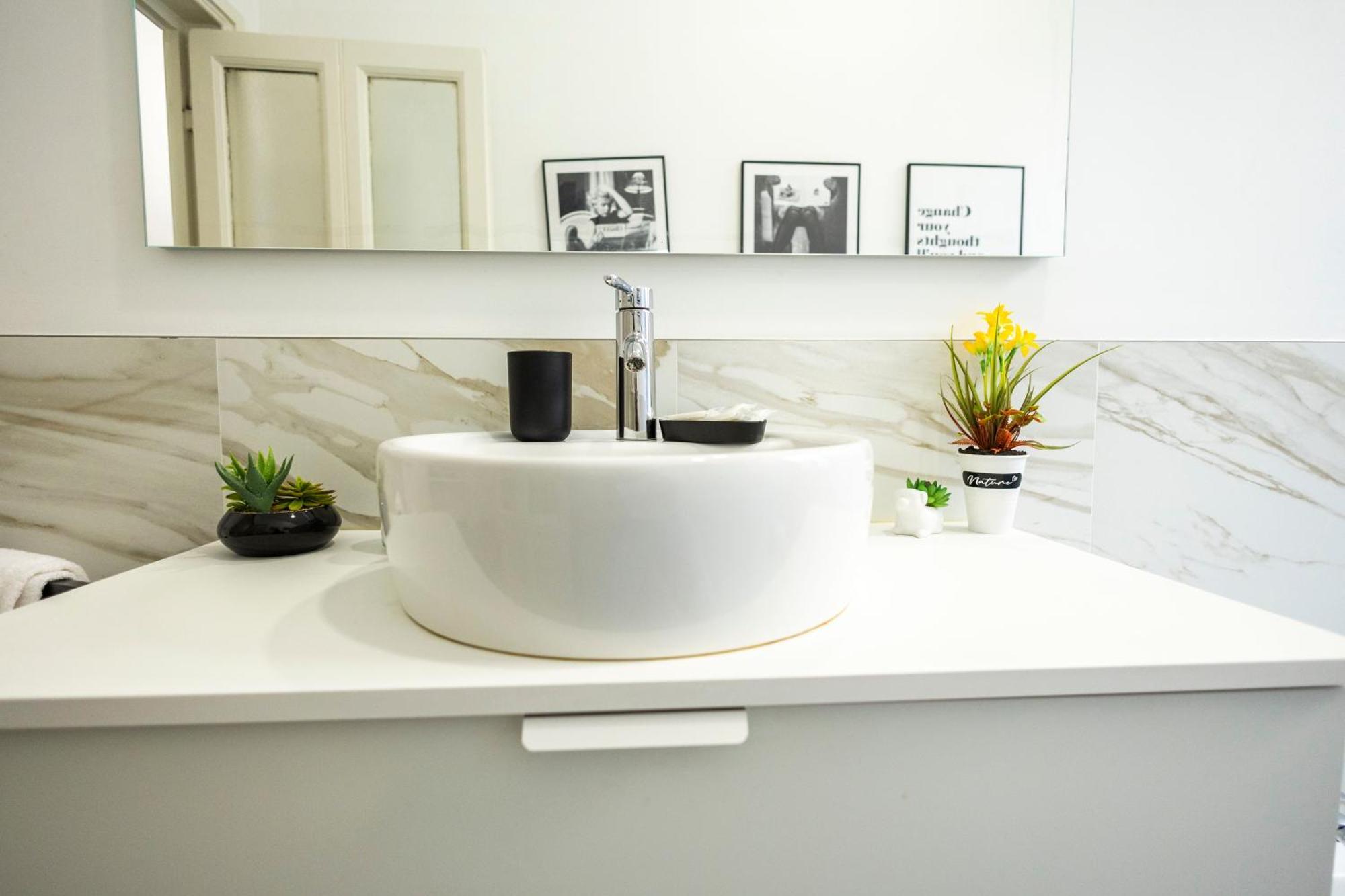 Macchi Charming Apartment By 101Flats Milano Eksteriør billede